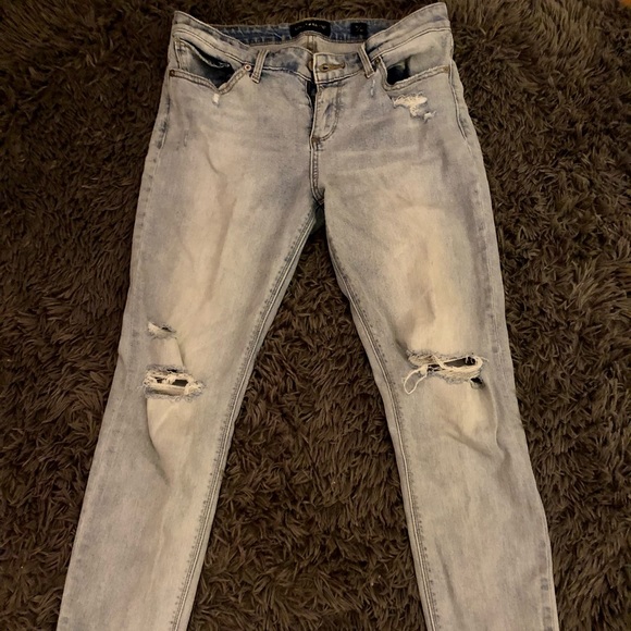 Lucky Brand Ripped Jeans - Picture 3 of 3